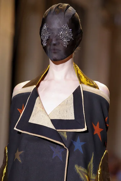 Look 47